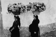 Femmes aux fleurs, Portugal 1958
