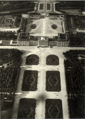 Untitled [View of Schonbrunn Palace, Vienna from Luftschiffbau Zeppelin]