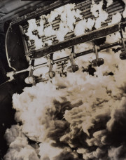 Machine expelling steam