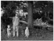Steven Hummel with his children Noah and Maci, Mansfield, Ohio